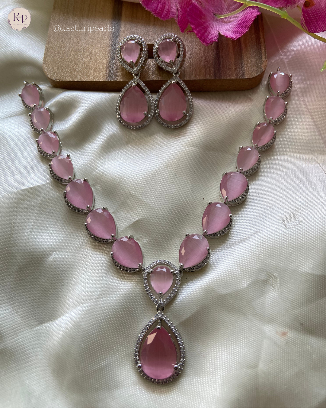 Aarshi Pink AD Neckset