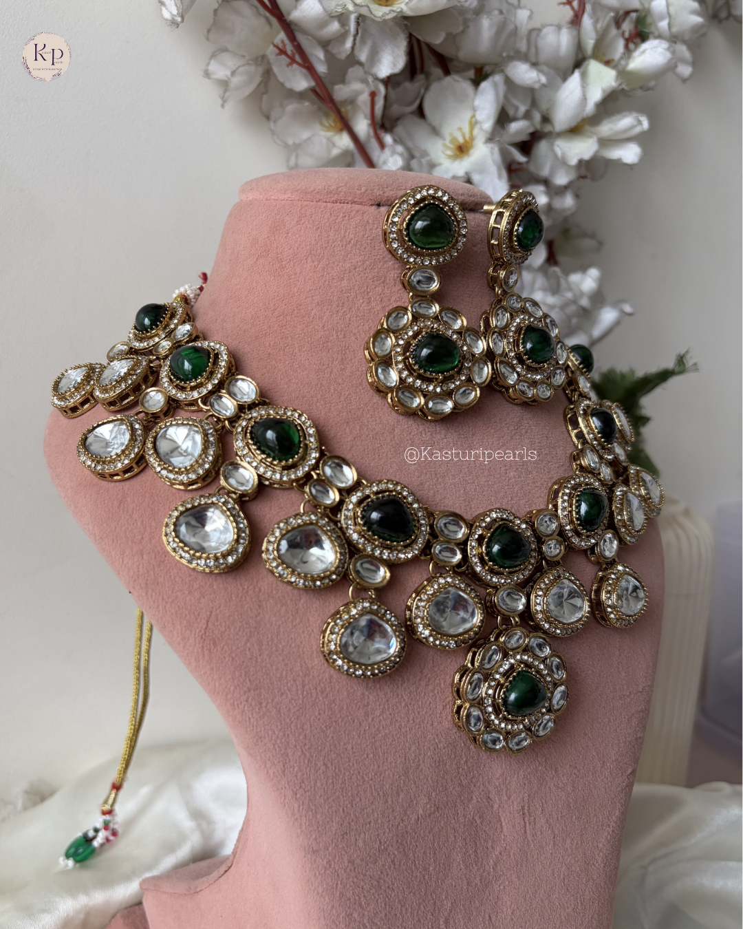 Asmita Green Mehendi Polish Neckset