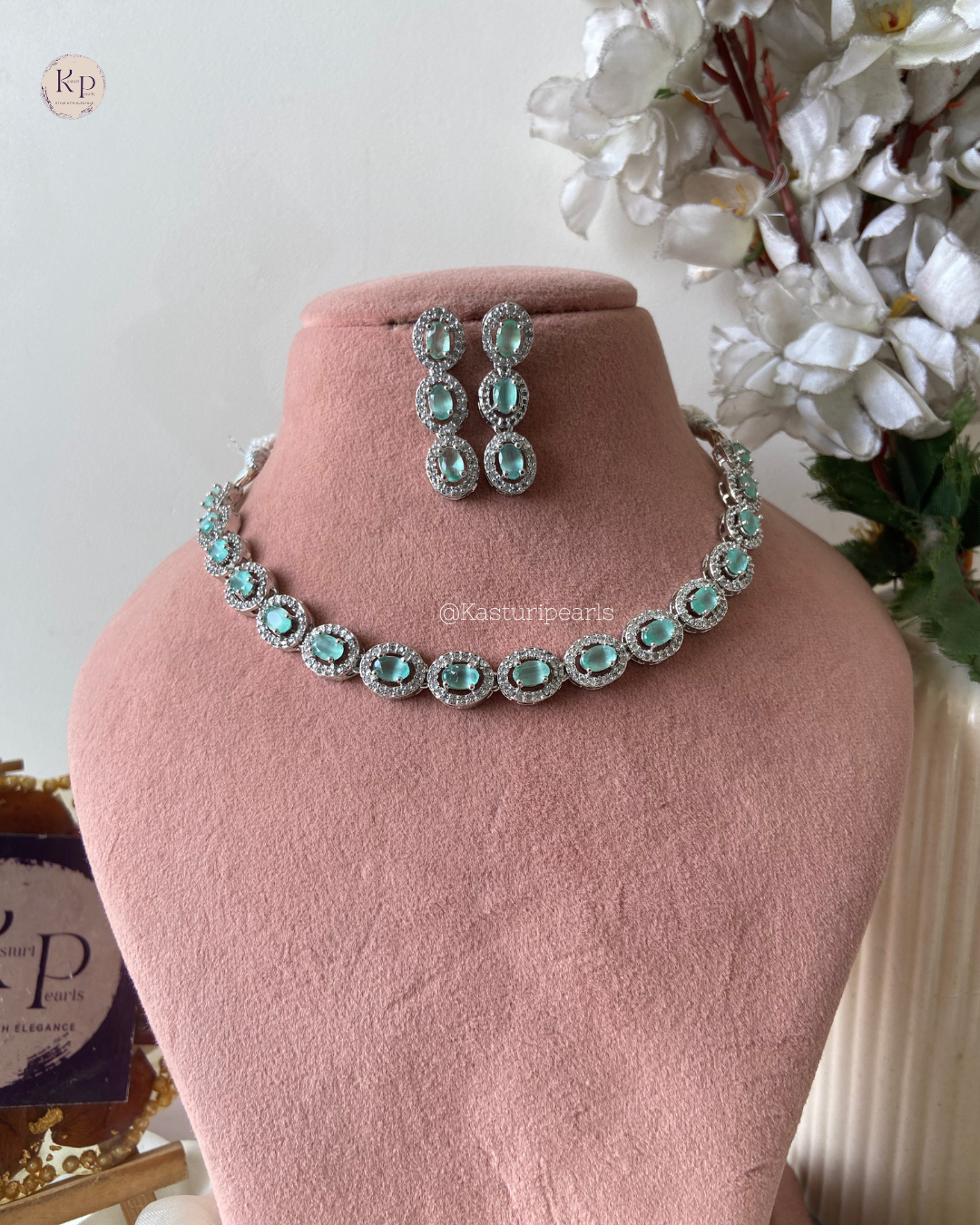 Bipasha Mint Ad Neckset