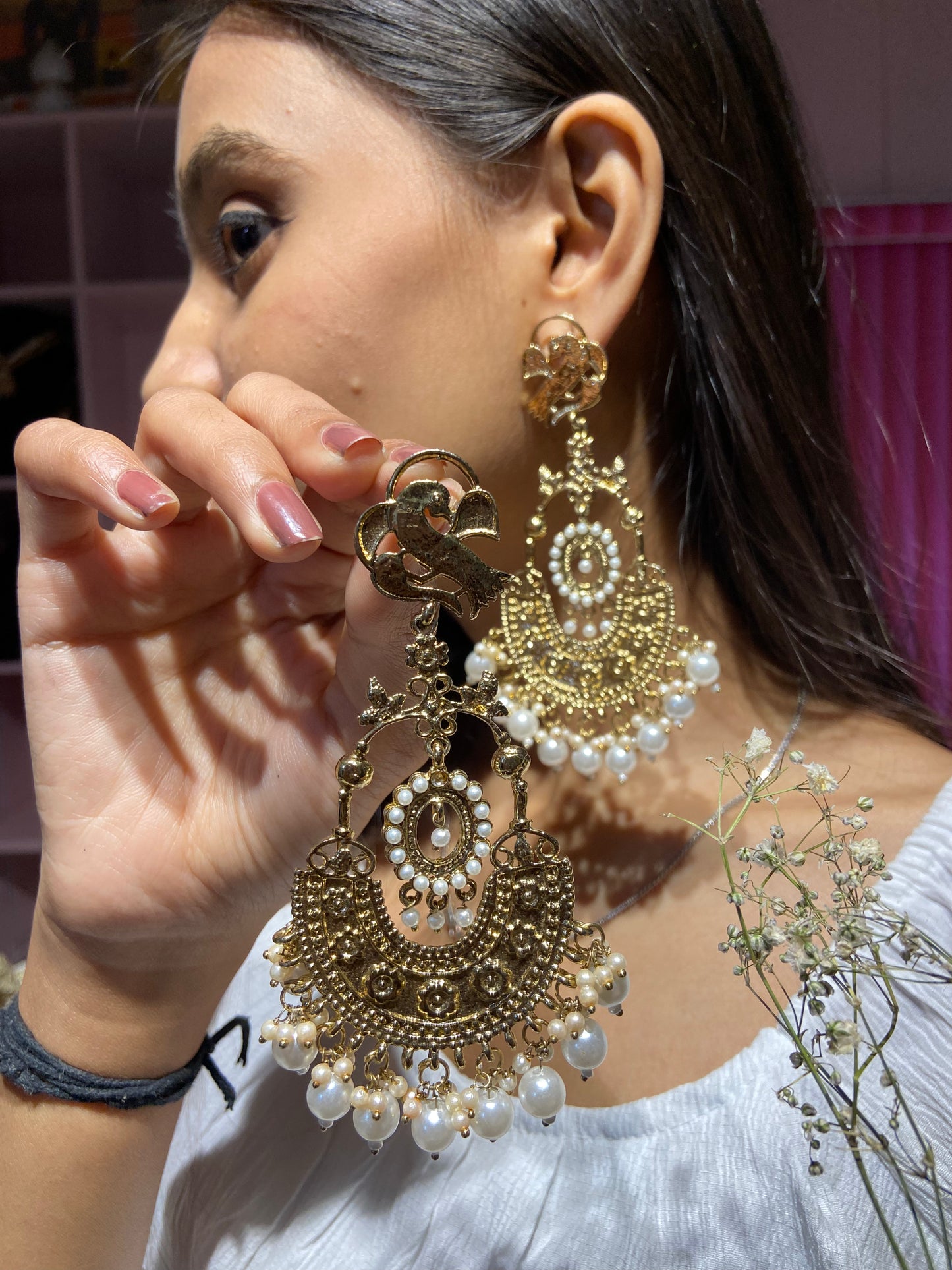 Shikha Kundan earrings