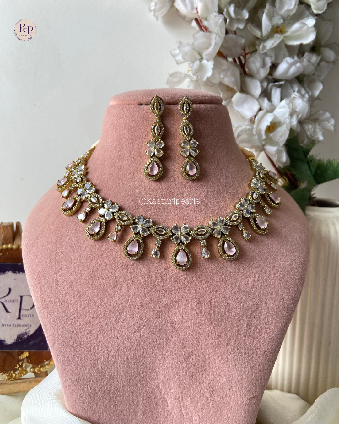 kamini Pink Ad Neckset