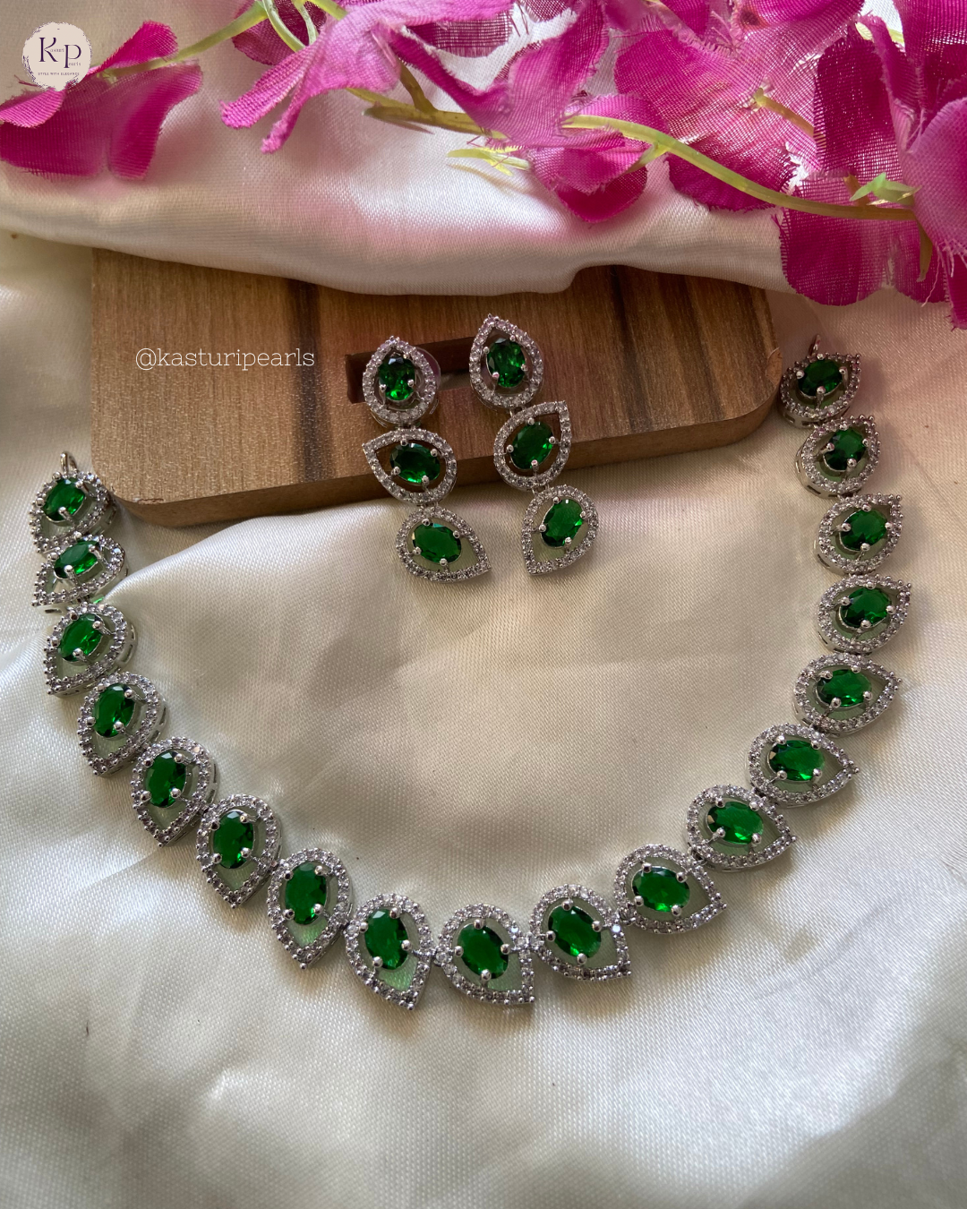 Kaveri Green American diamond Neckset