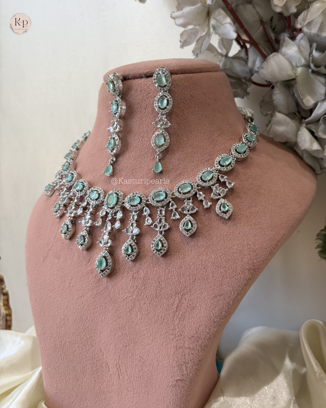 Mitanshi Mint AD Neckset