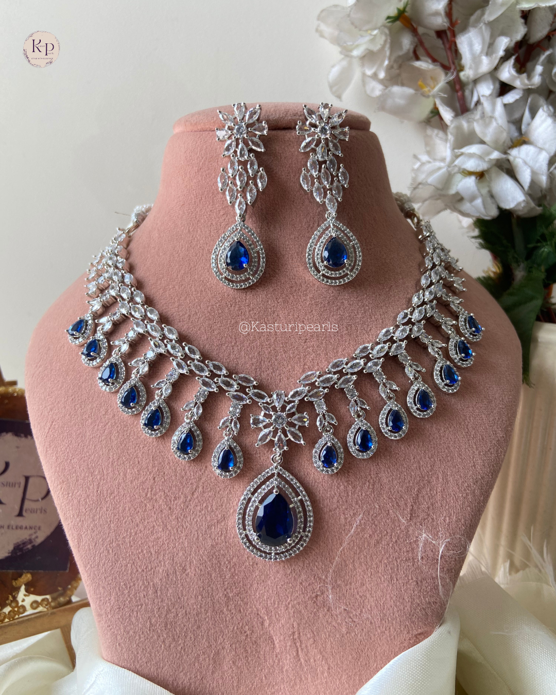 Natasha Blue Ad Necklace set