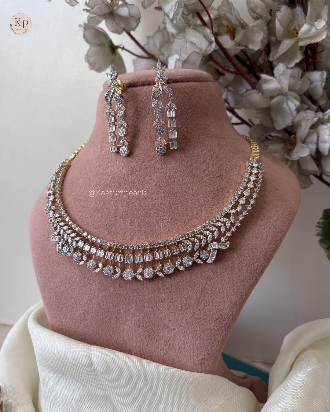 Purna Gold polish neckset