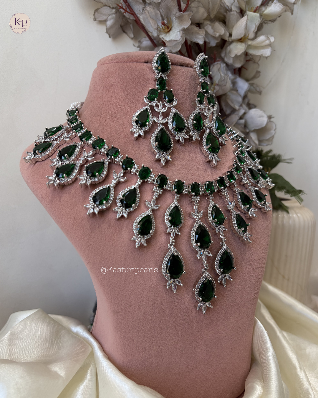 Raziya green AD Neckset