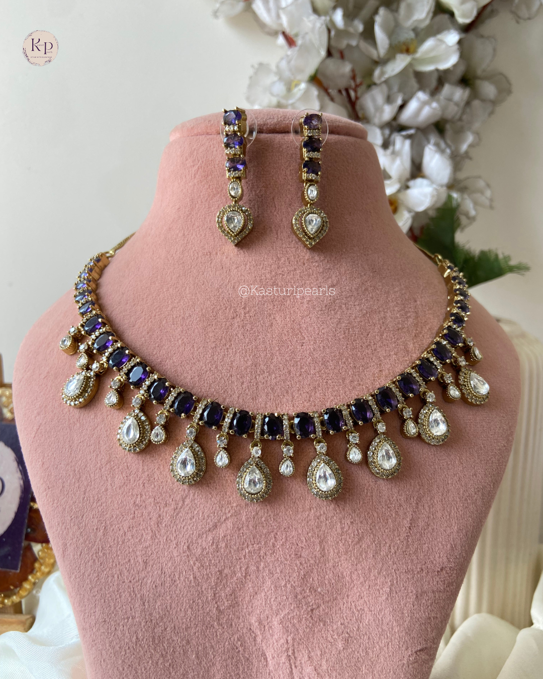 Reema Victorian Polish Necksets