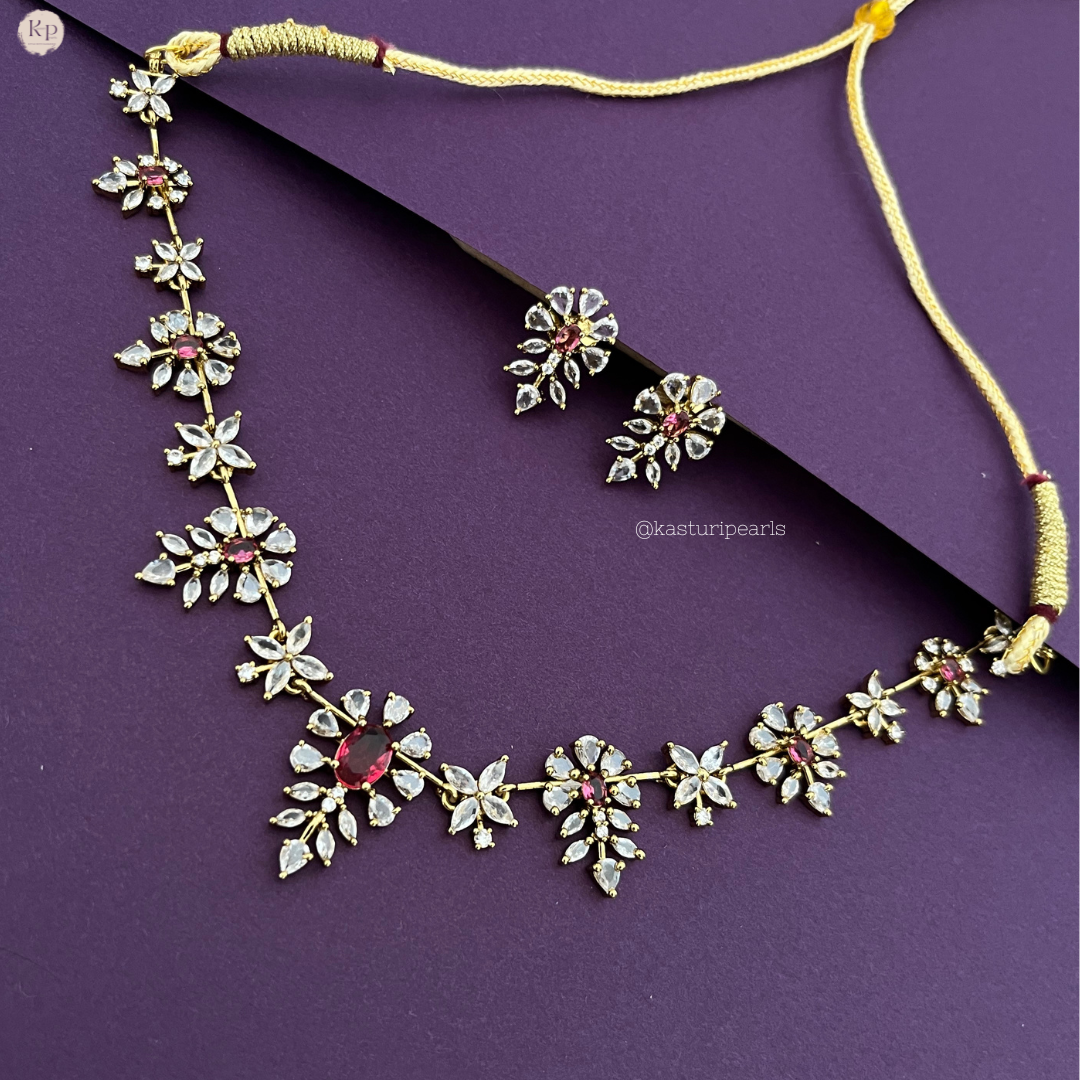 Savi Red victorian Necklace set
