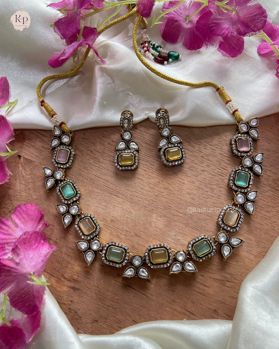 Seema Victorian polish Neckset