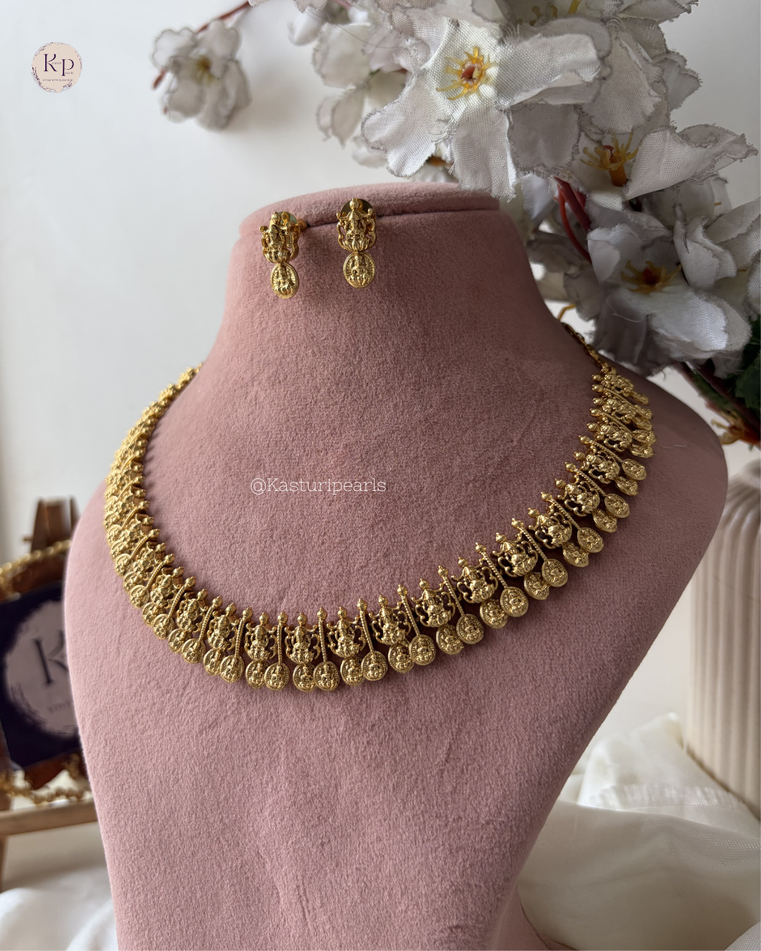Shrina Temple Neckset