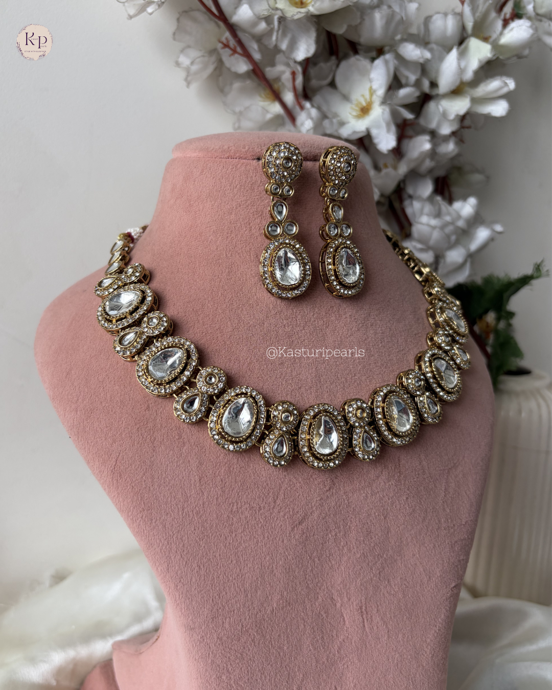 Siyana Ivory Mehendi Polish Kundan Neckset