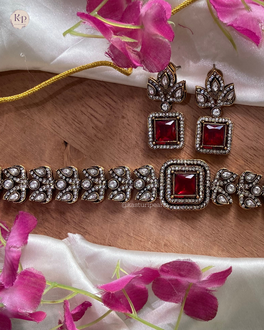 Samridhi Victorian Polish Neckset