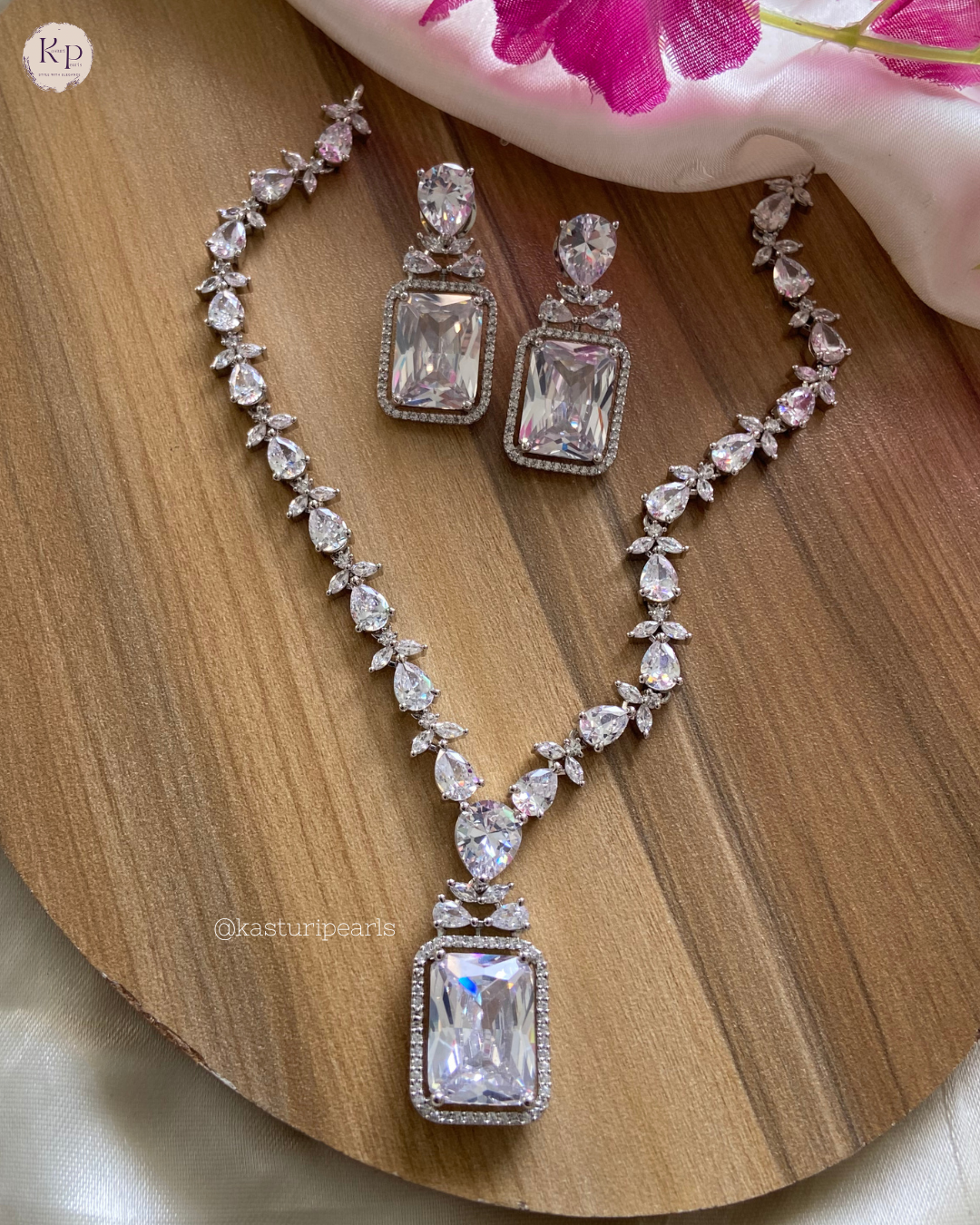 Yakshu American Diamond Neckset