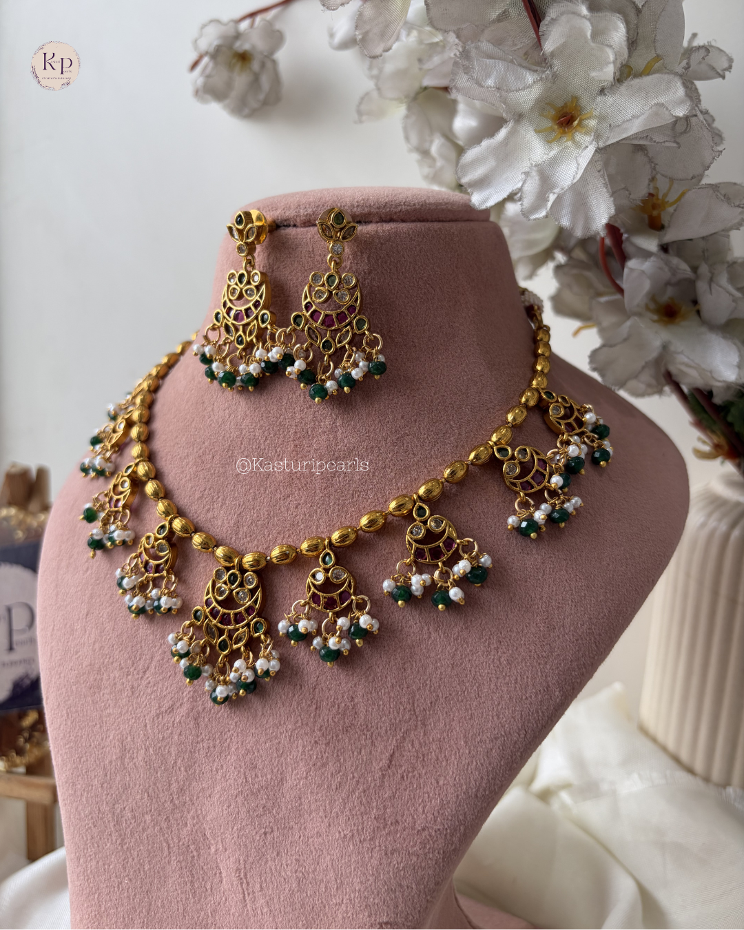 Zoya Temple Neckset