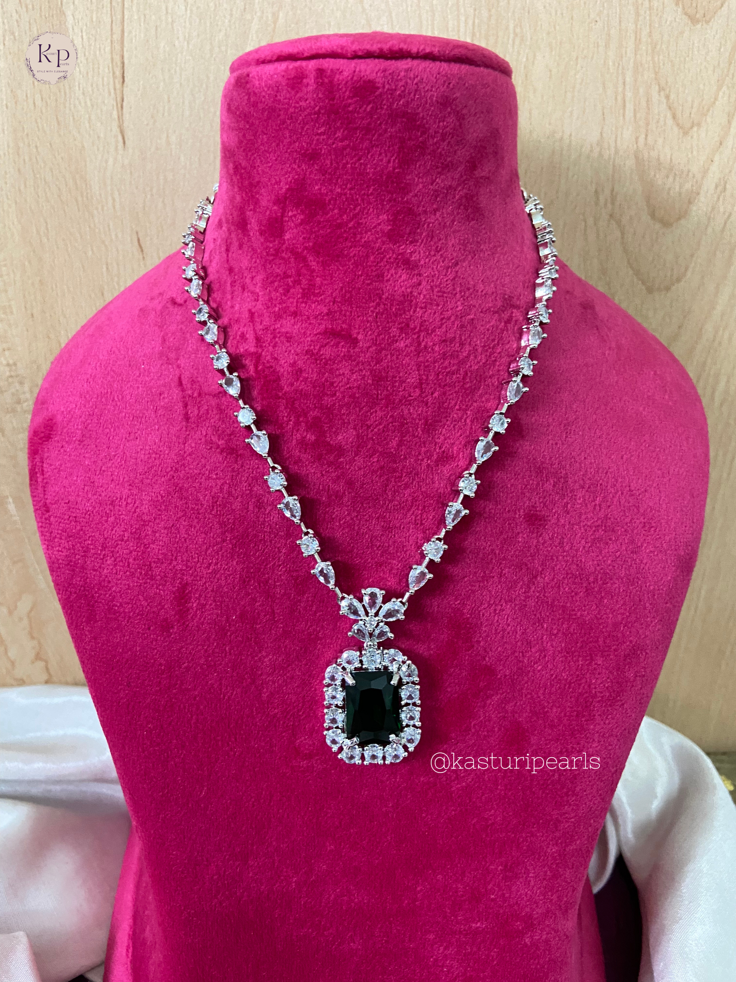 Aalia American Diamond Neckset