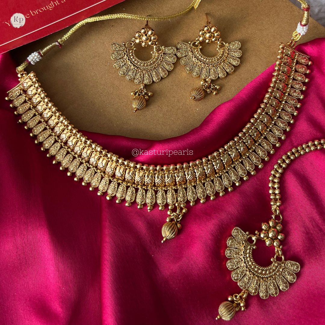 Chandni Antique Gold Choker Necklace set