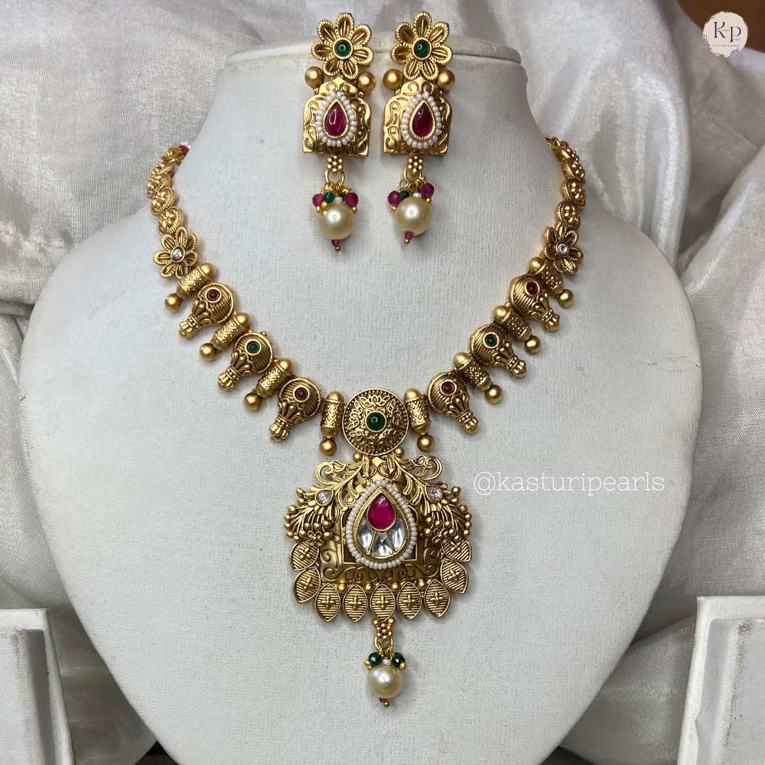 Ranjani Antique rajwada necklace set