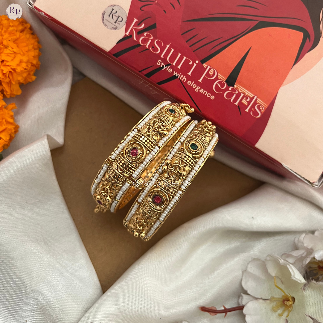 Ridha Antique coper bangle