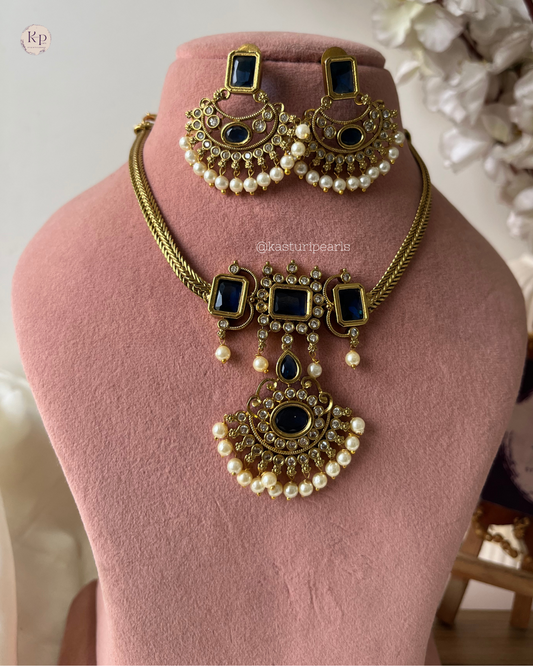 Aaisha Blue Victorian antique short Neckset