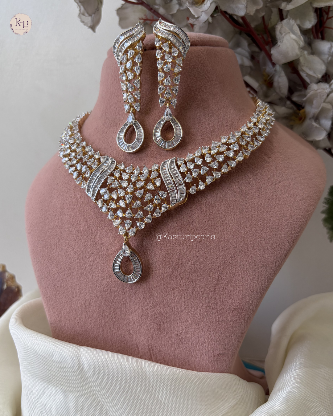 Aarna Gold polish Necklace set