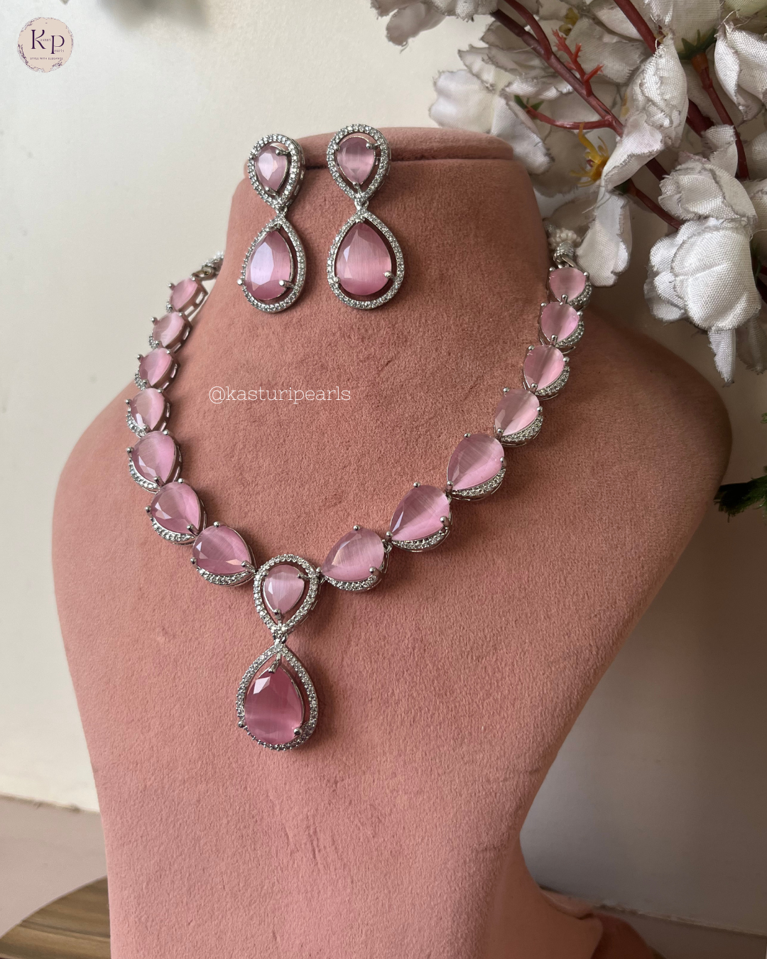 Aarshi Pink AD Neckset