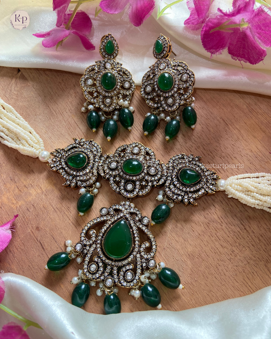 Aasika Victorian Polish Neckset