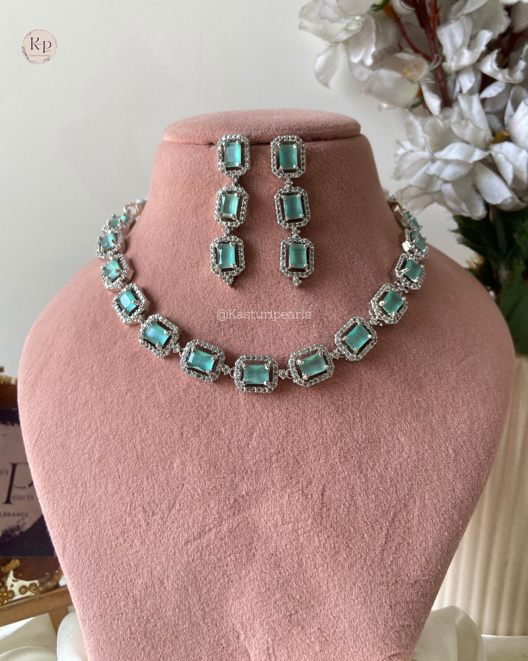 Ziva Mint Ad Neckset