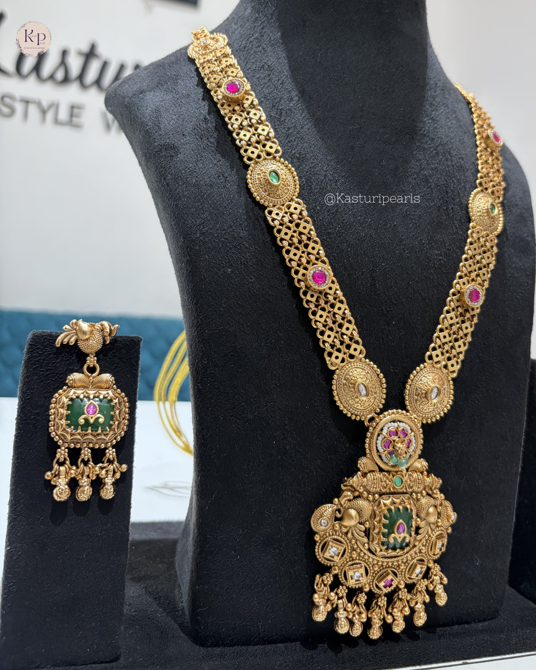 Archie Antique Heritage Necklace set