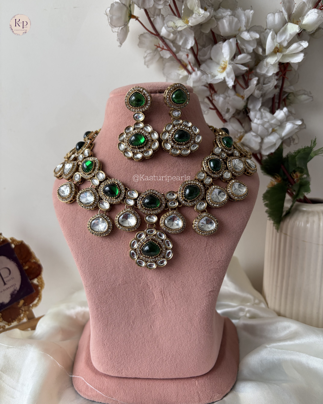 Asmita Green Mehendi Polish Neckset