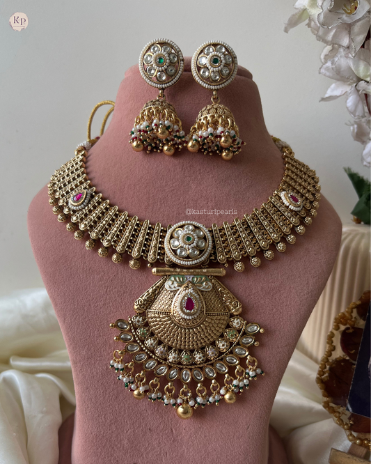 Avika antique coper Neckset