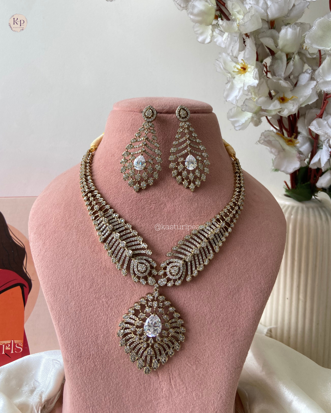 Chakshu victorian Neckset