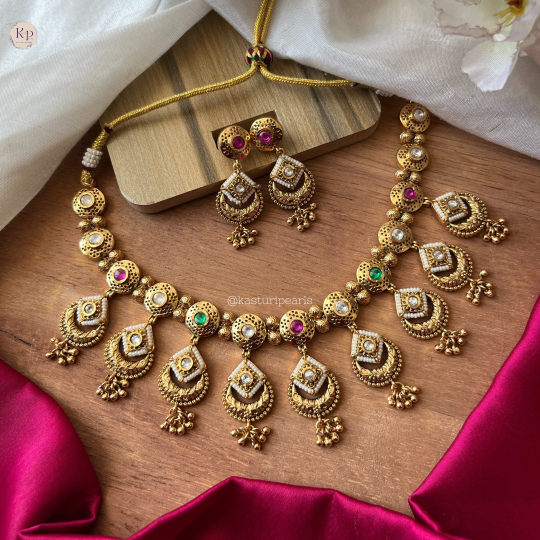 Chaavi Antique Coper Neckset