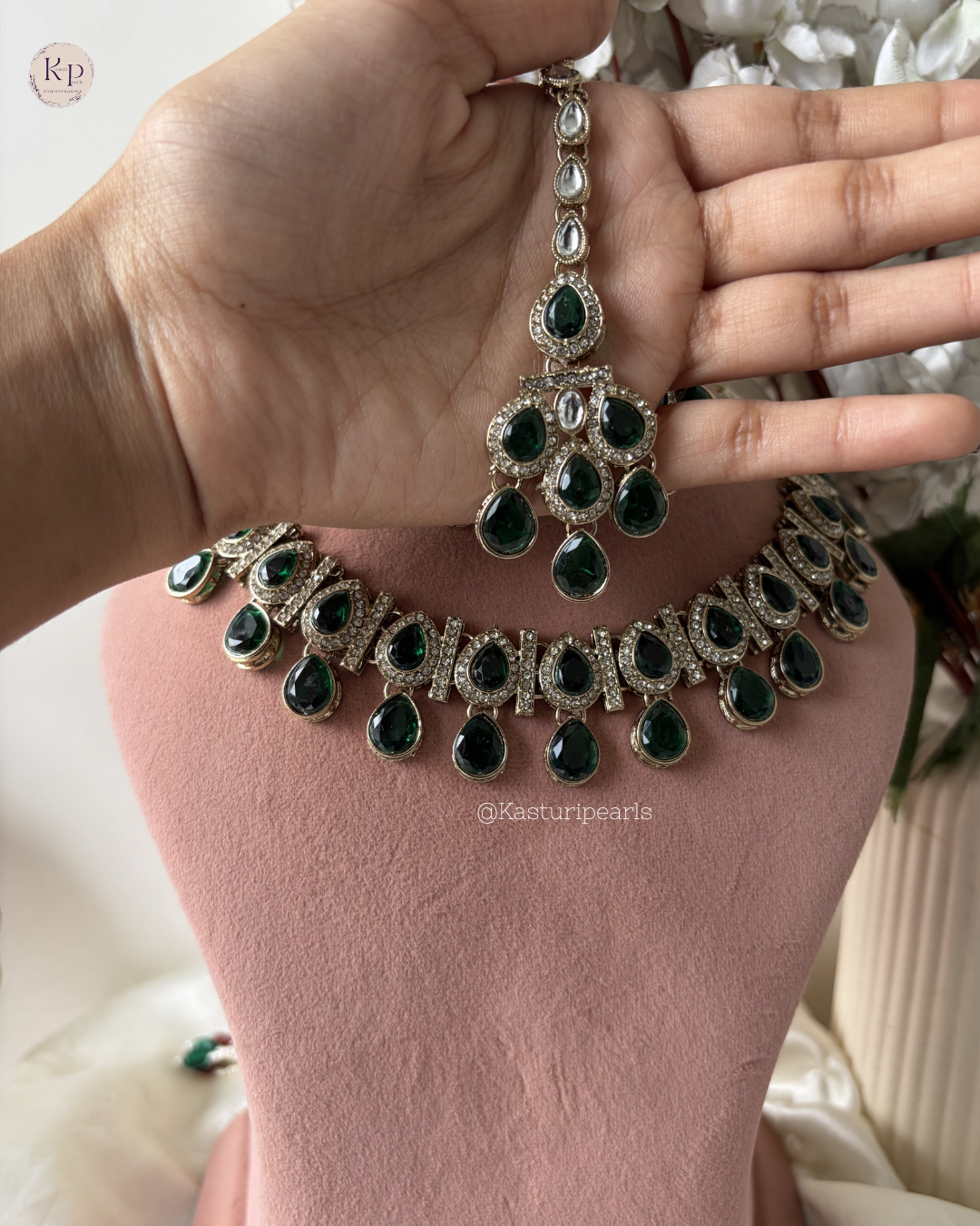 Darshika Green Mehendi Polish Kundan Neckset