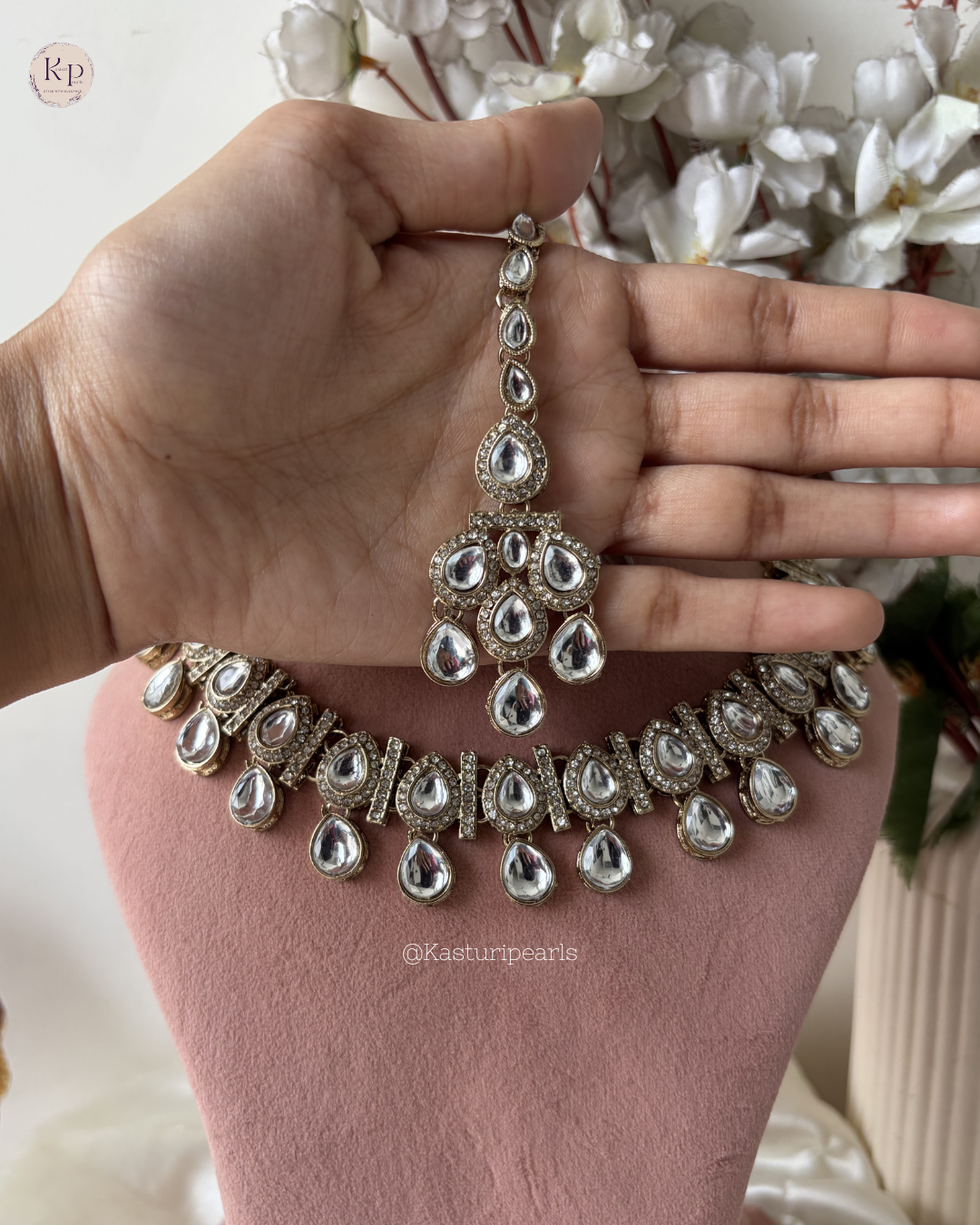 Darshika Ivory Mehendi Polish Kundan Neckset