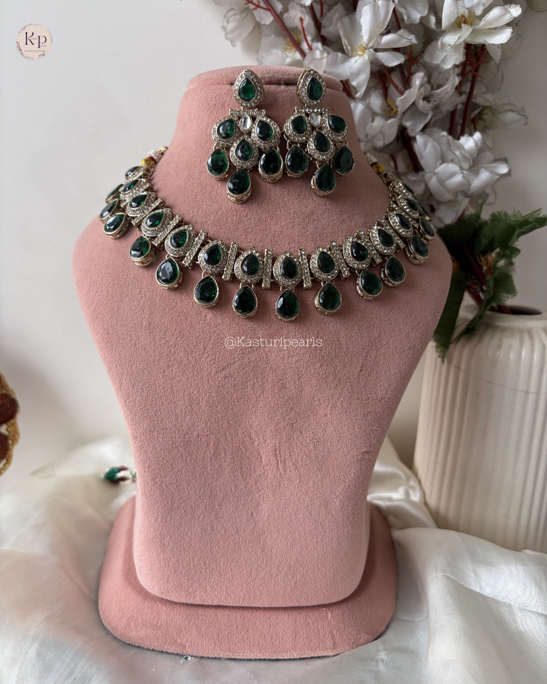 Darshika Green Mehendi Polish Kundan Neckset