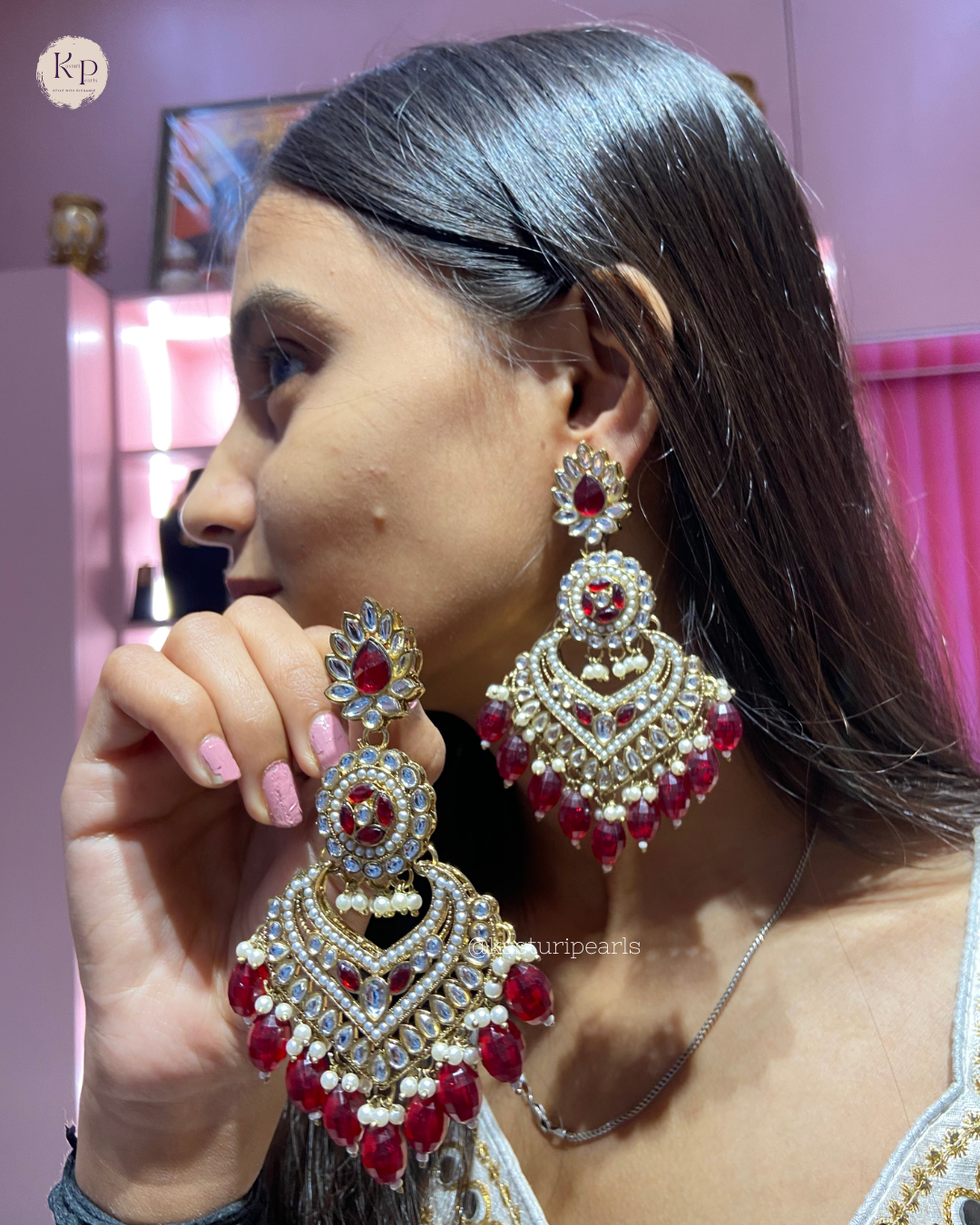 darshita Kundan Earrings