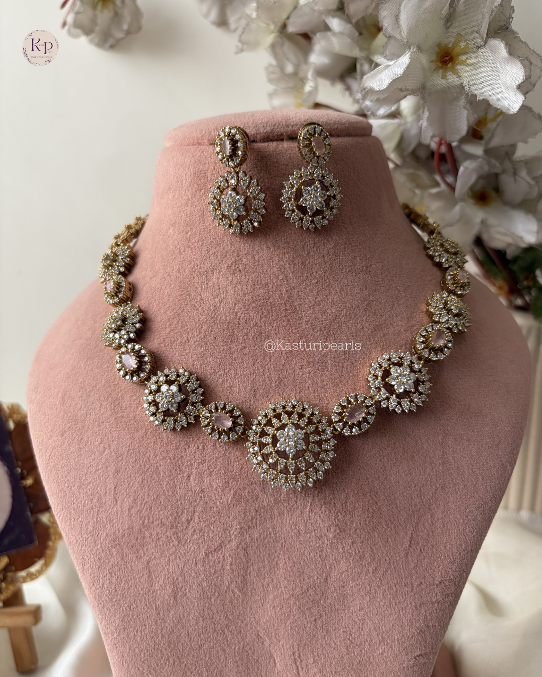 Dimple Victorian Polish Neckset