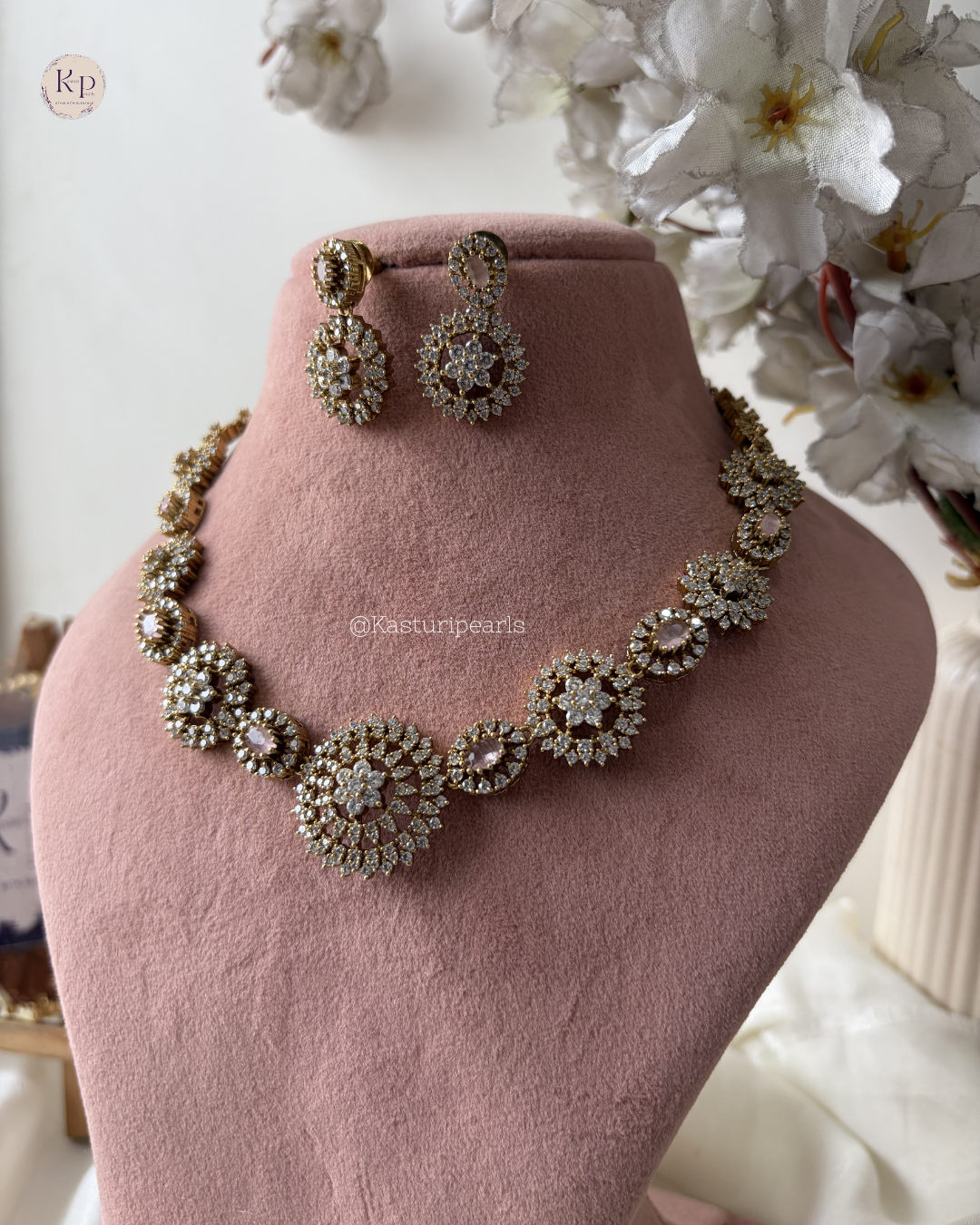 Dimple Victorian Polish Neckset