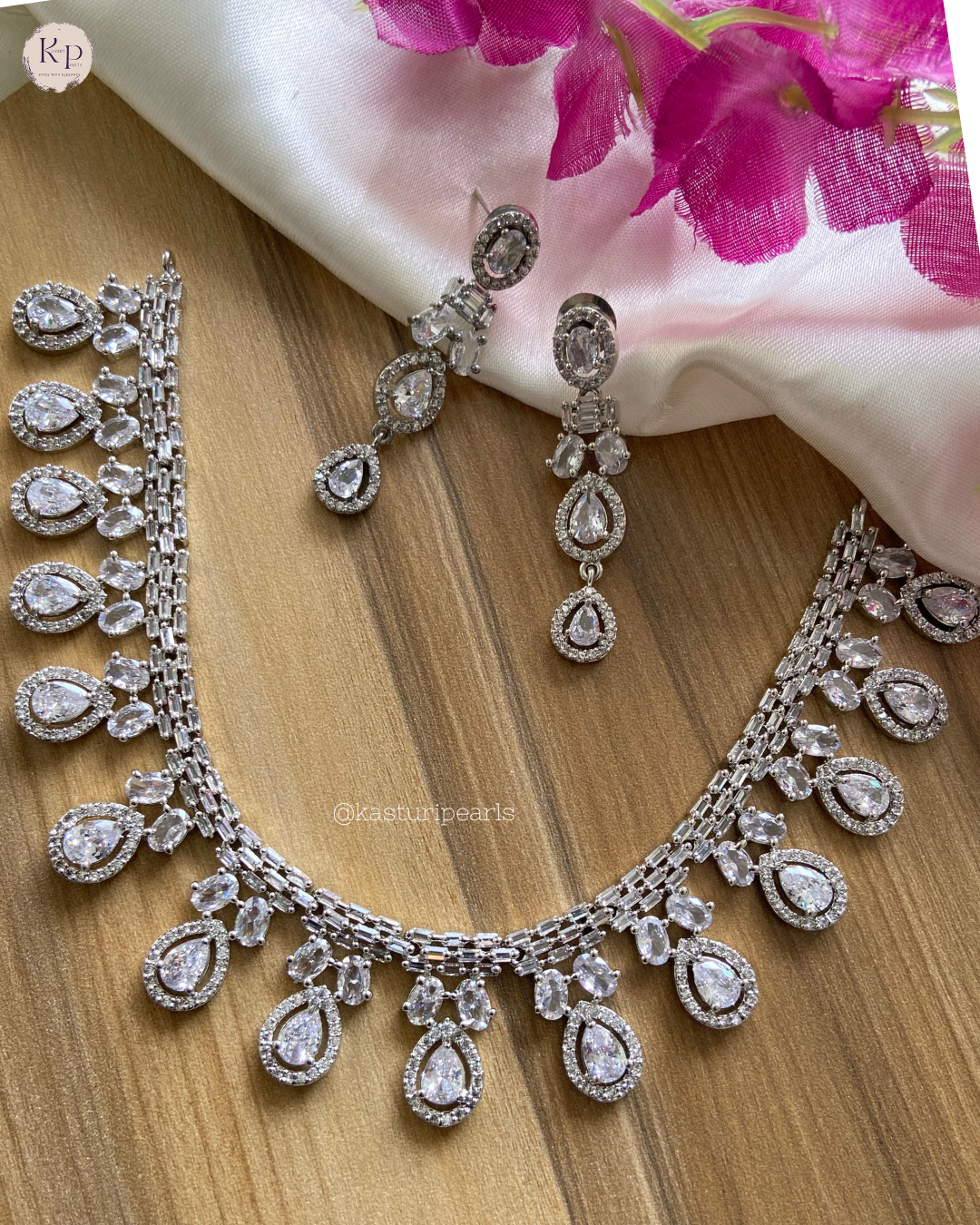 Hema American Diamond Neckset