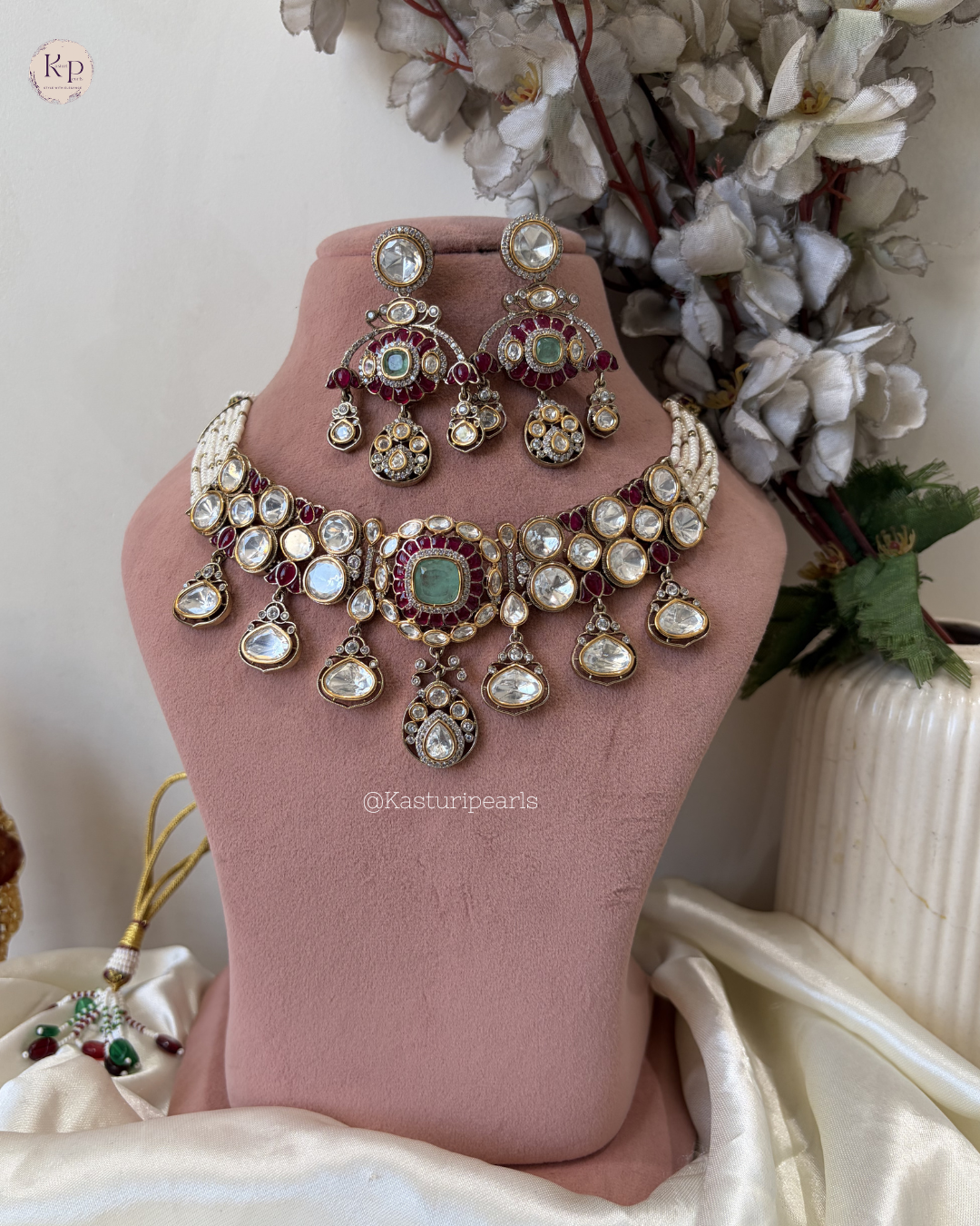 Hemali Moisannite kundan Neckset