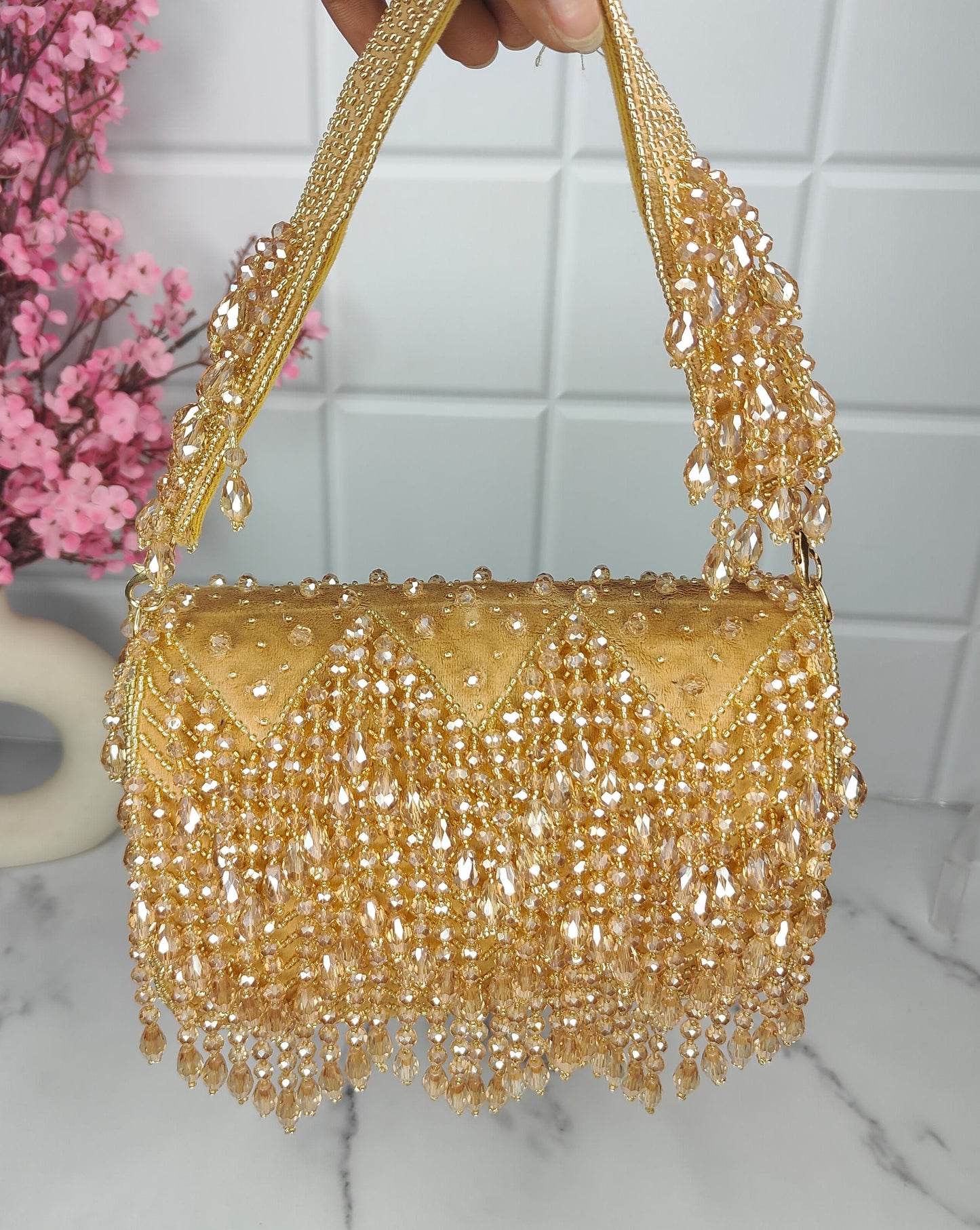 Hoor crystal flap clutch