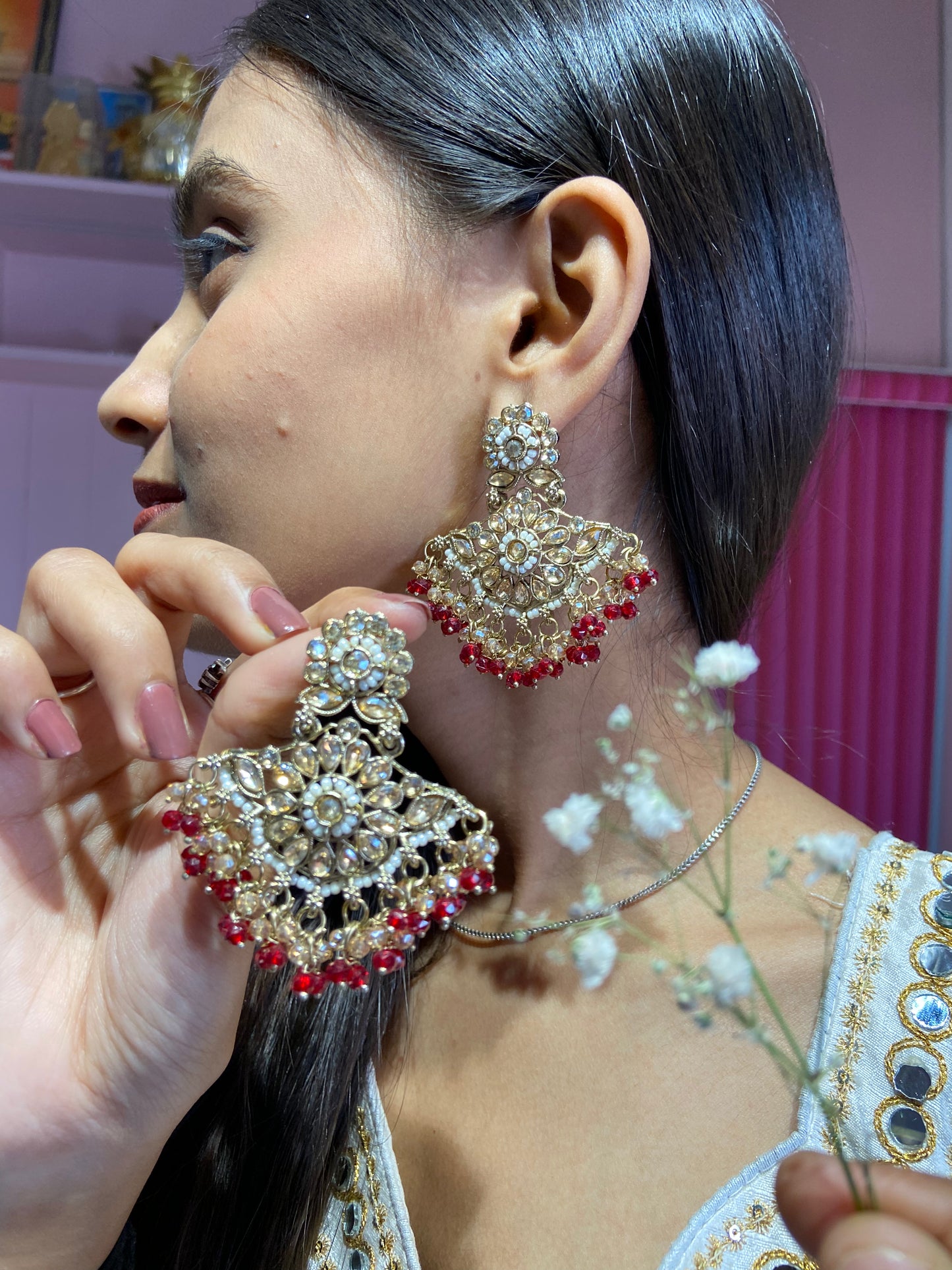 Rida Maroon chandbali