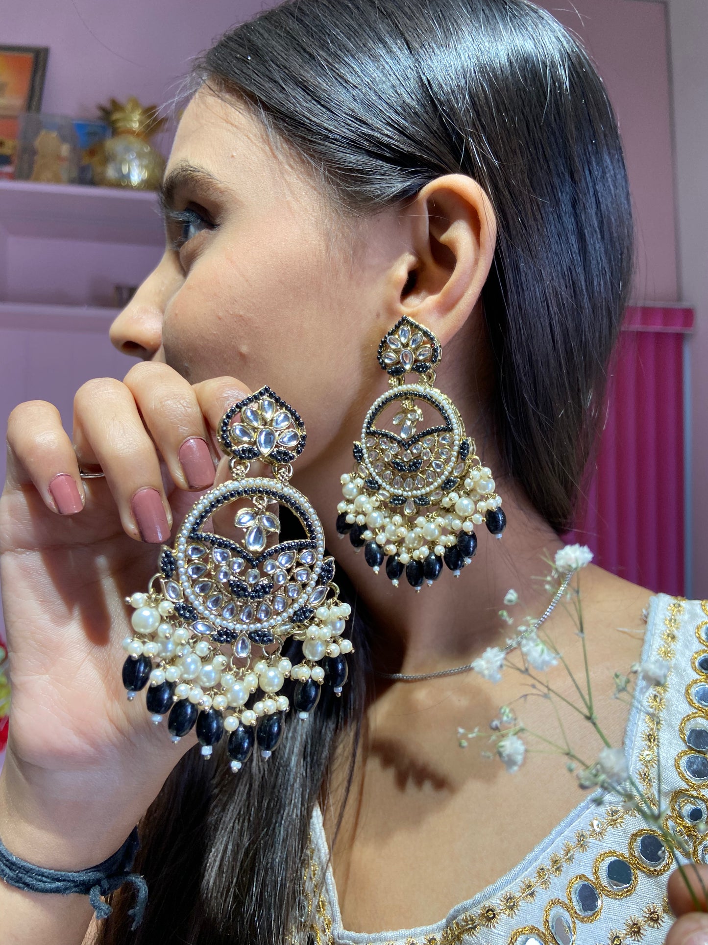 Mahisha Kundan earrings