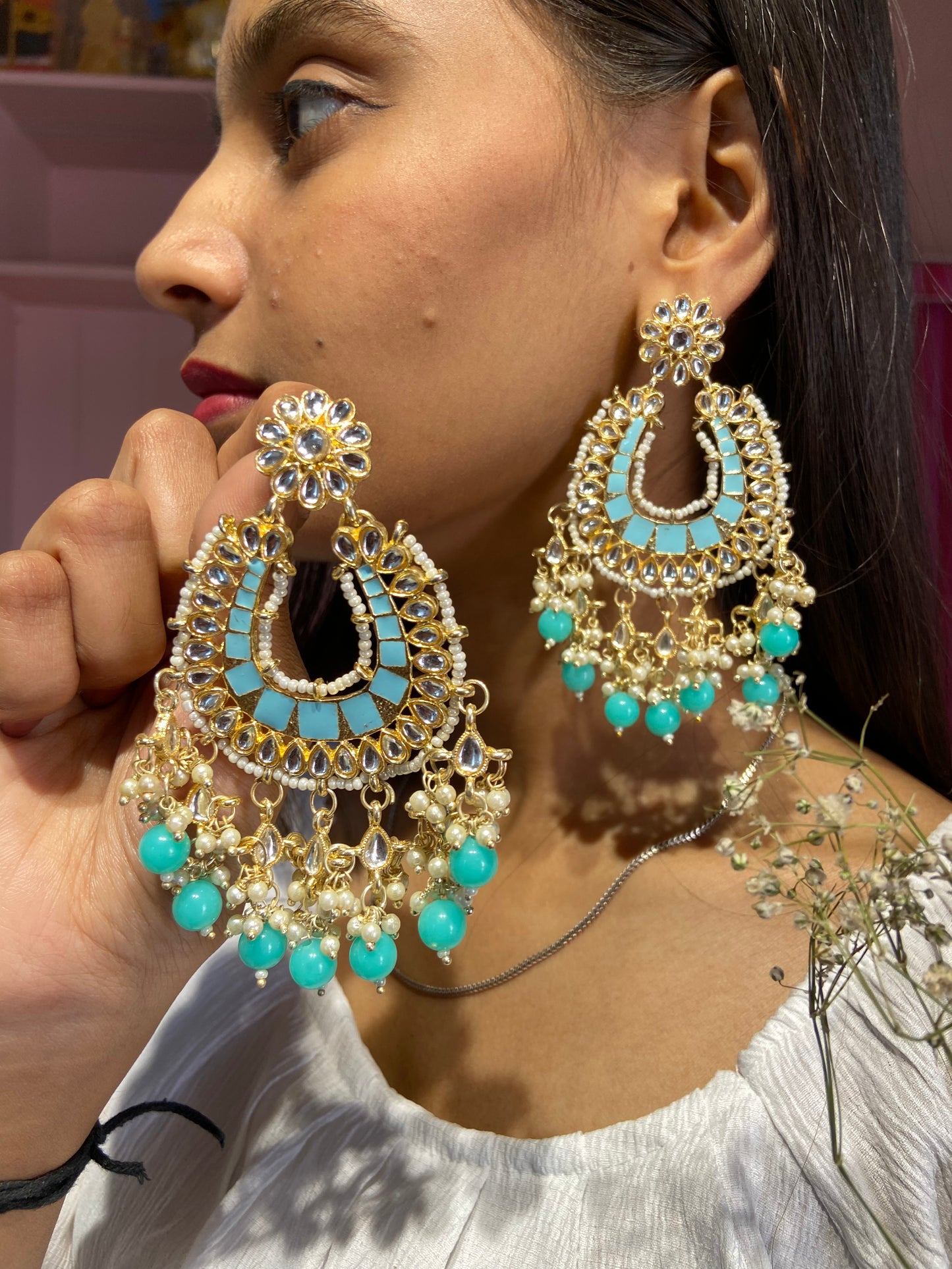 Vidhya Kundan earrings