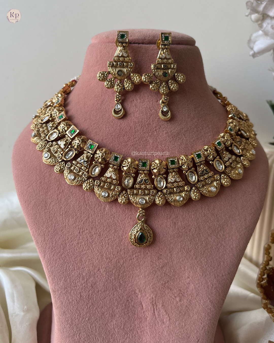 Inayat Brass coper Neckset