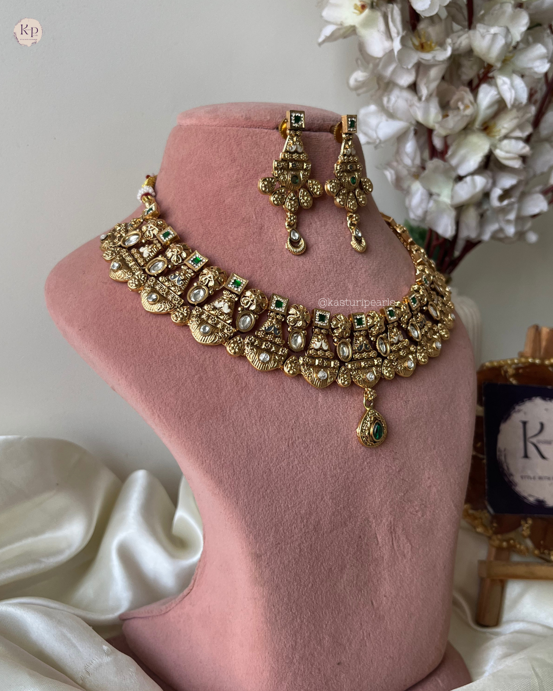 Inayat Brass coper Neckset