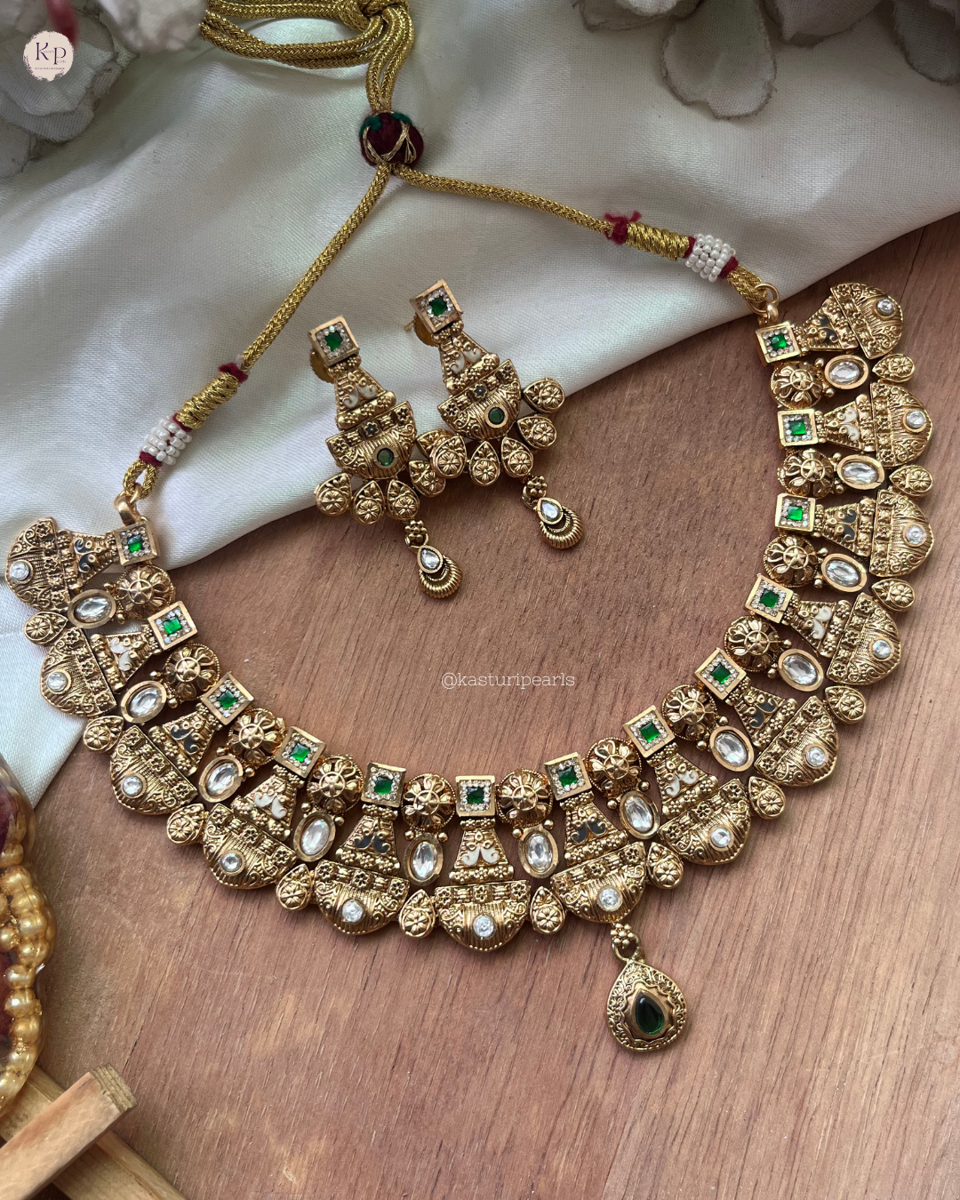 Inayat Brass coper Neckset