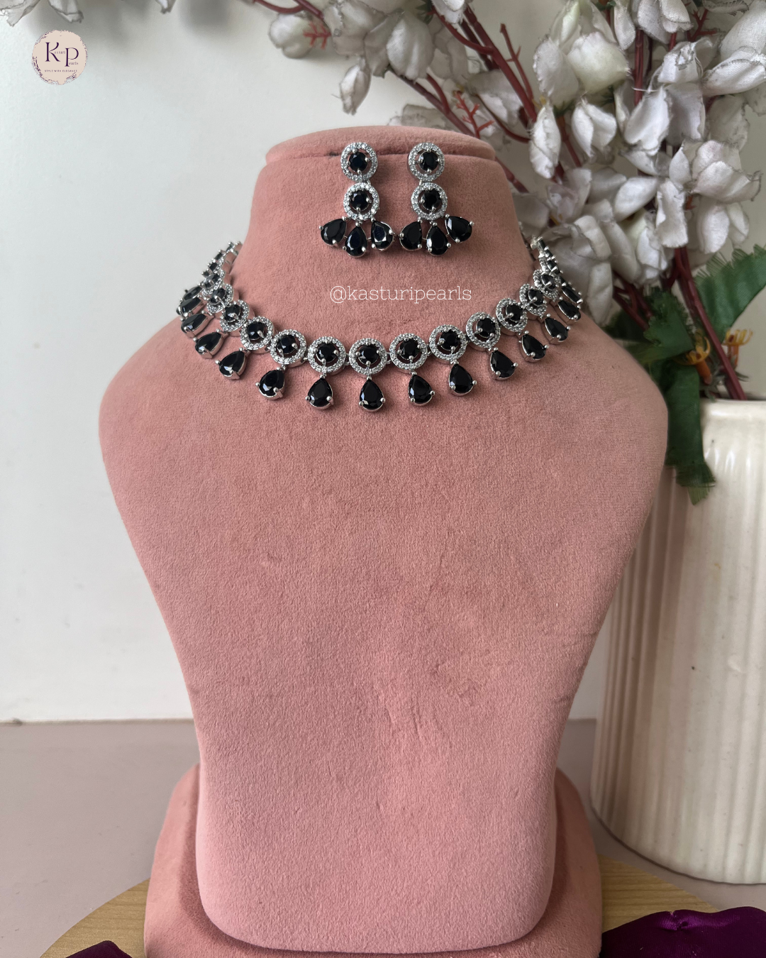 Jigyasa Black Ad Neckset