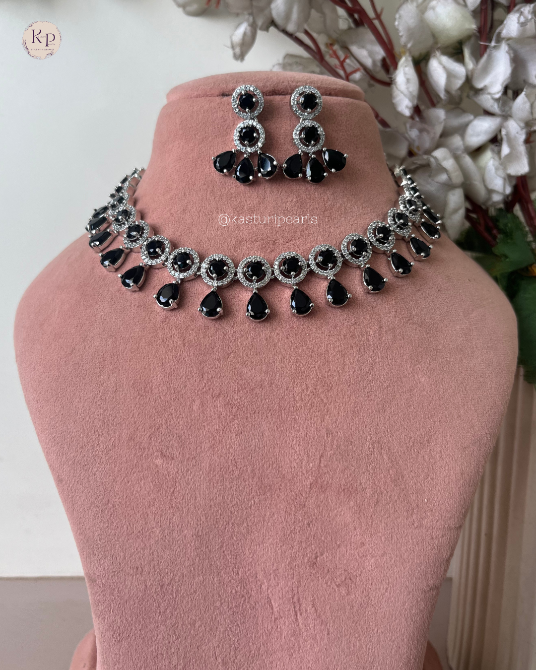 Jigyasa Black Ad Neckset