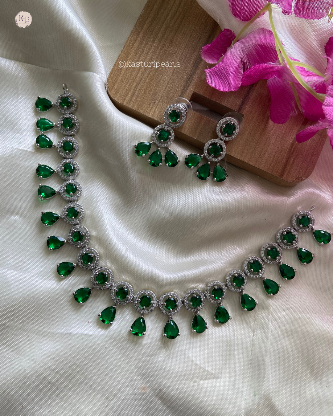 Jigyasa Green AD Neckset